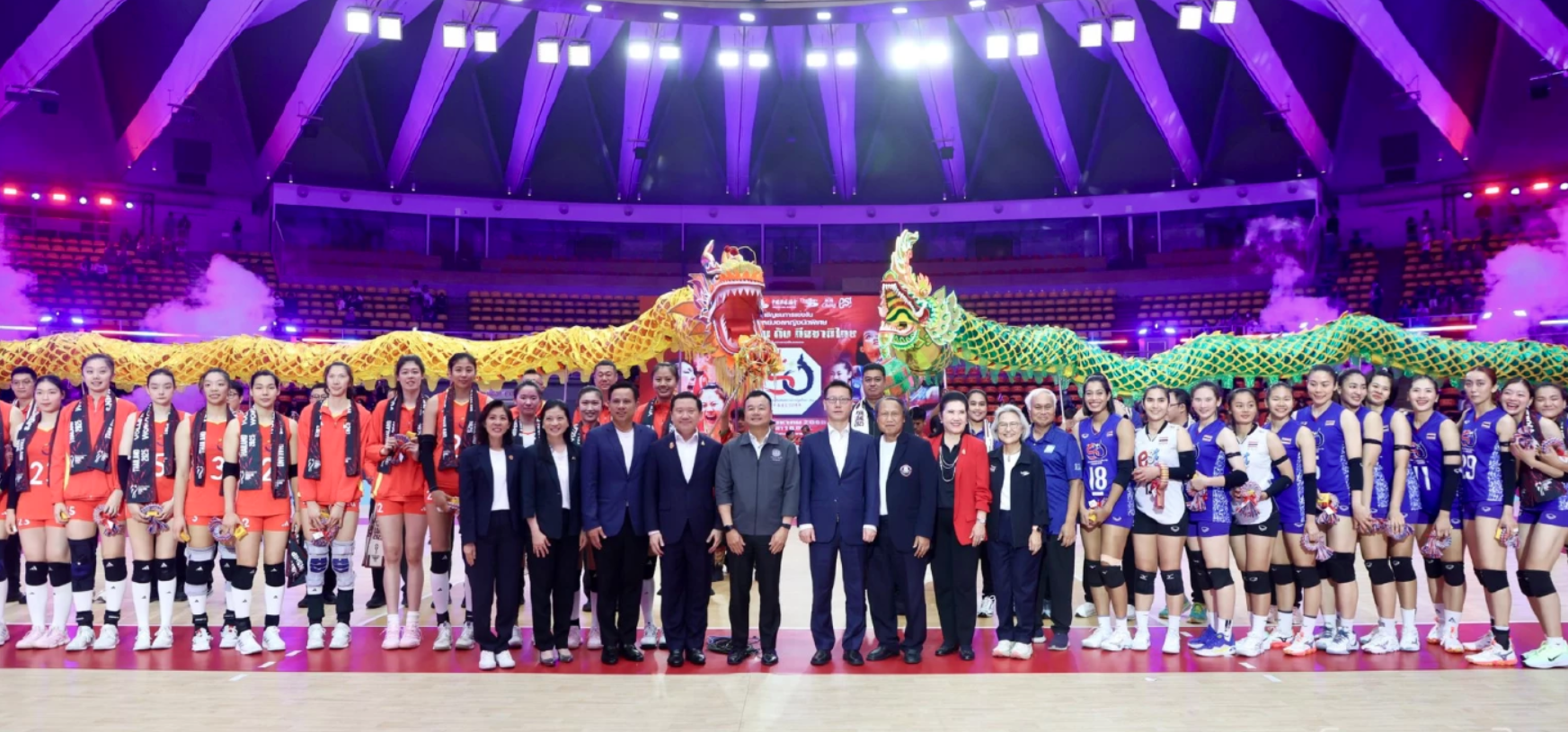 yid, 中国女排排, 赛场